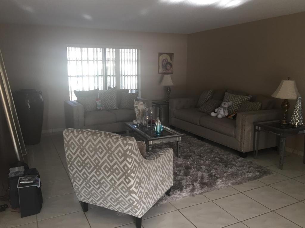 82-10Sw 135Av Villa Miami Eksteriør bilde